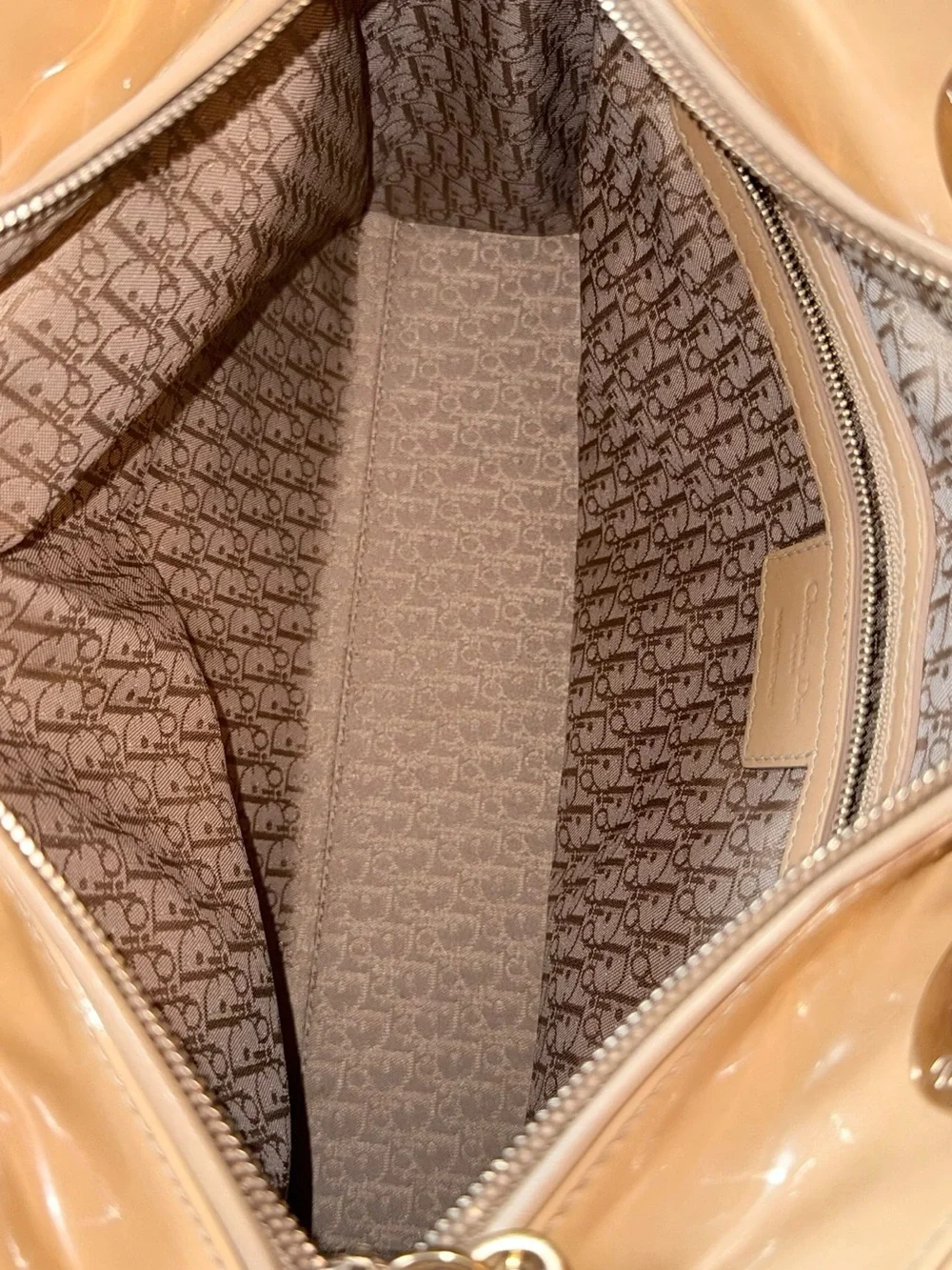 Christian Dior Large Lady Dior Patent Leather Tote Beige/Nude with Strap
